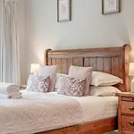 2 Bed In Oc-b30354 Crakehall
