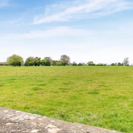 Holiday home 2 Bed In Crakehall Oc-B30354